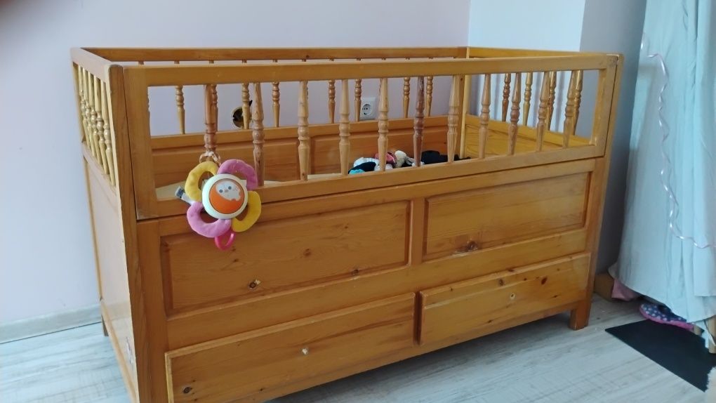 Продавам Детска кошара