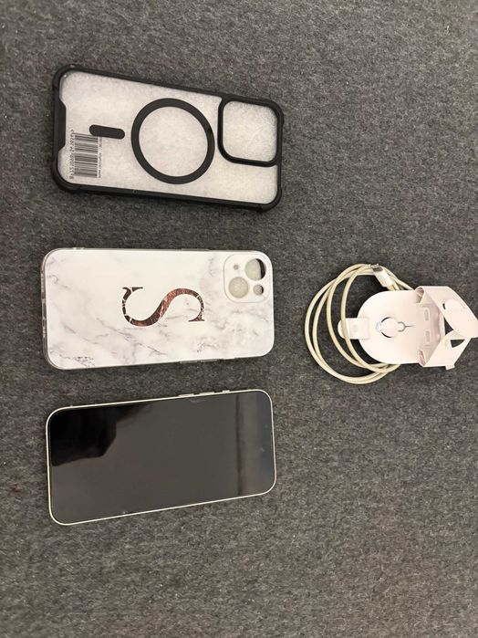 iPhone 13 foarte bine întreținut 256 giga