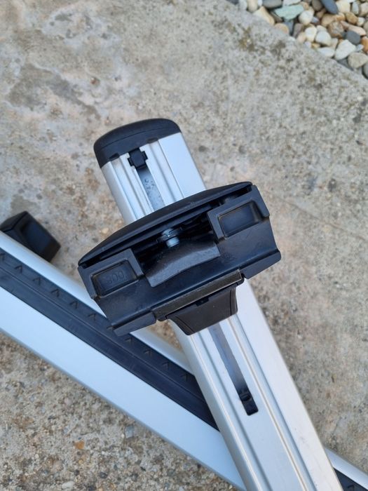 Bare Thule WingBar Evo 7106 Flush Rail si 7104 Passat Insignia Mondeo