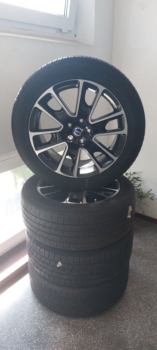 Vand set 4 roti pe 18 originale Volvo