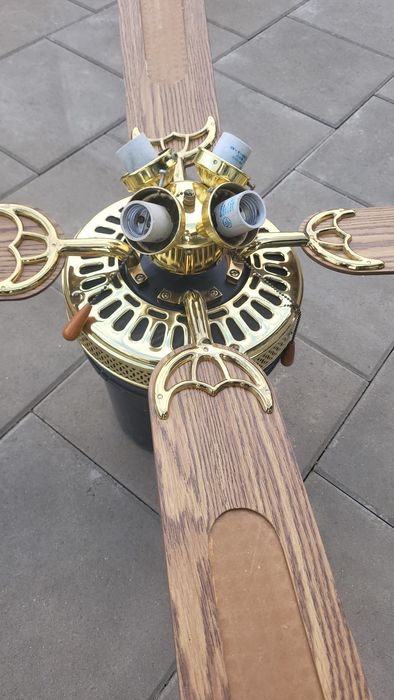 Lustra iluminat cu ventilator