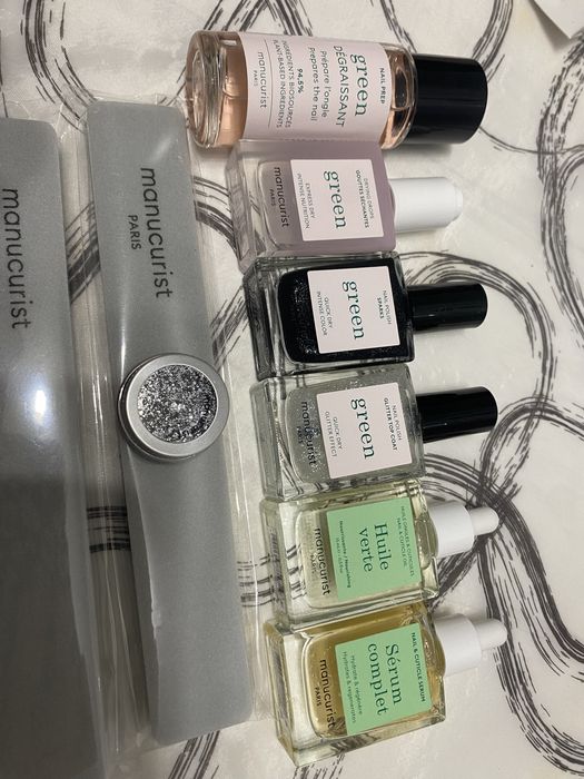 Лакове Manucurist