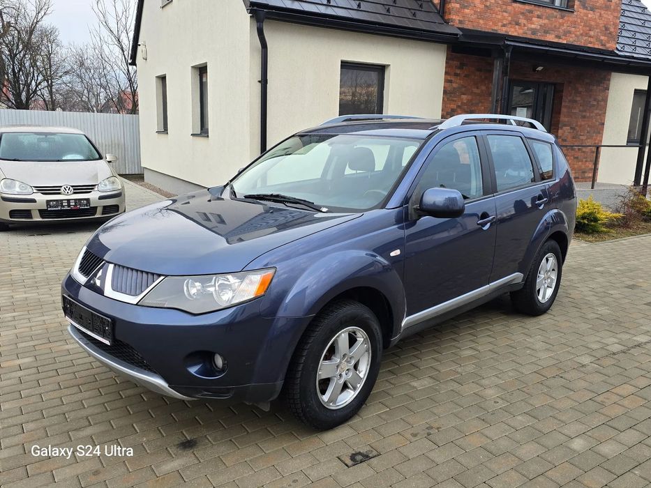 Mitsubishi Outlander Motor 1968 cmc, 140 cp, euro 4 , diesel, 4x4,4x2 , 5 locuri