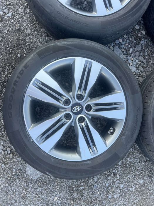 Оригинални джанни Хюндай 5/114.3 Hyndai IX35,Tucson 5x114.3

Употребяв