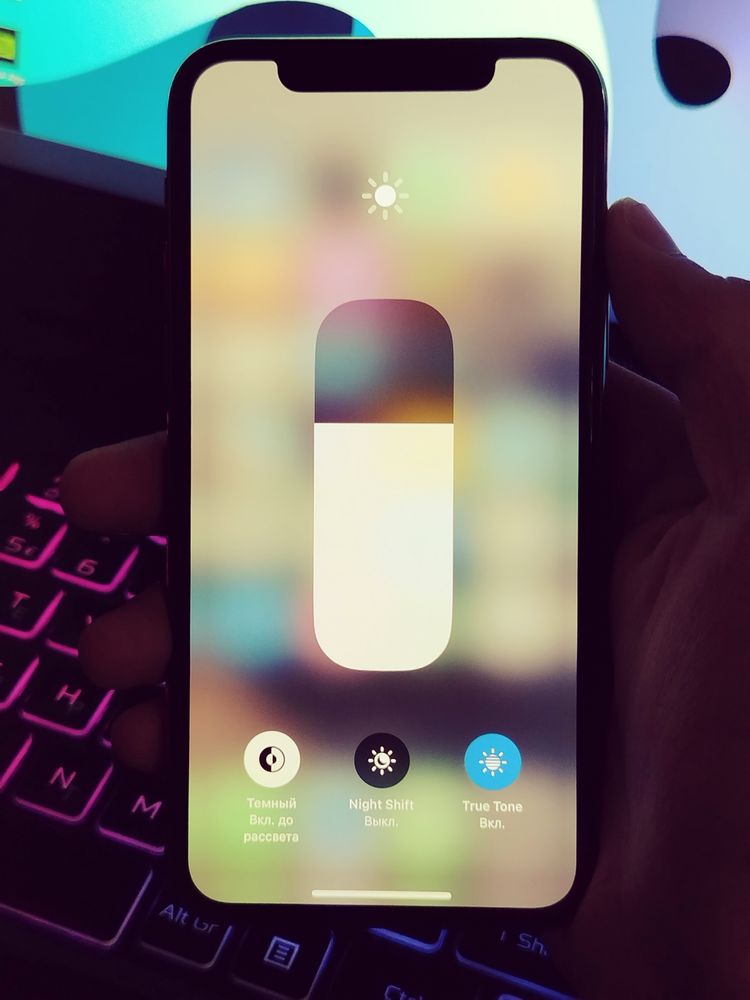 iPhone 11 pro yaxshi tutilgan