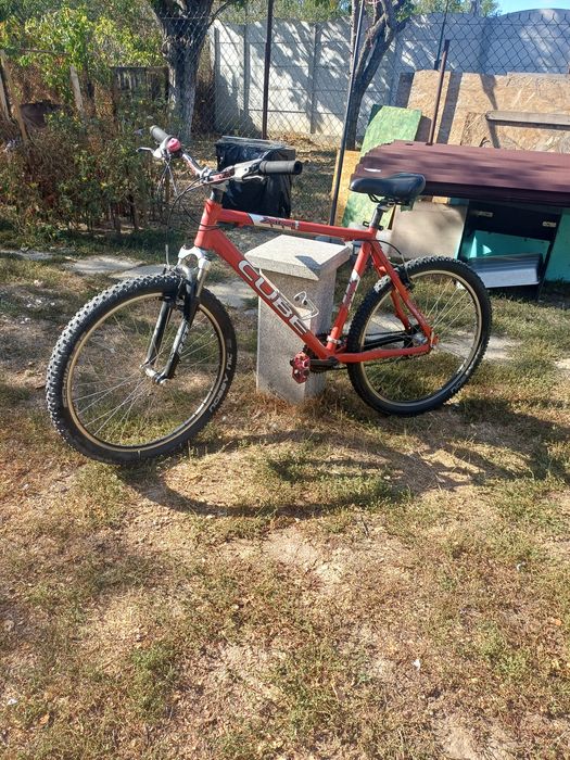 Bicicleta cube 26