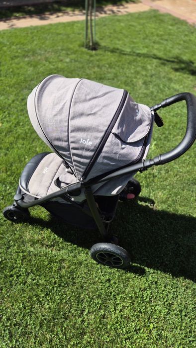 Vând cărucior Joie Mytrax Pro culoare gri