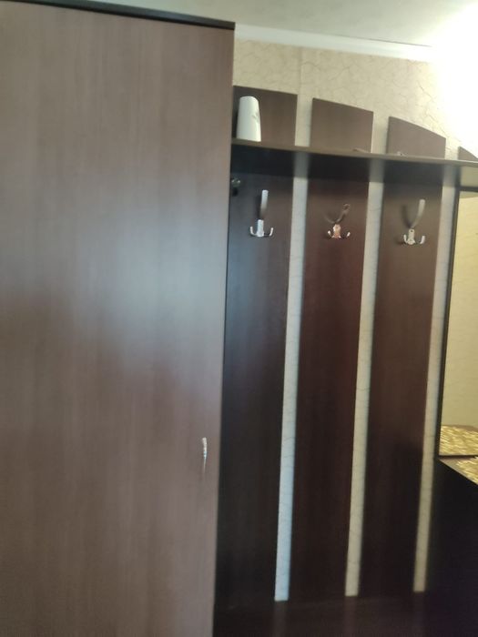 Продам большую прихожую.