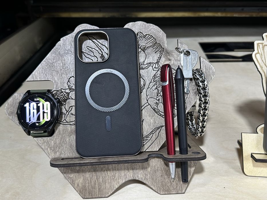 Подставка для планшета и телефона