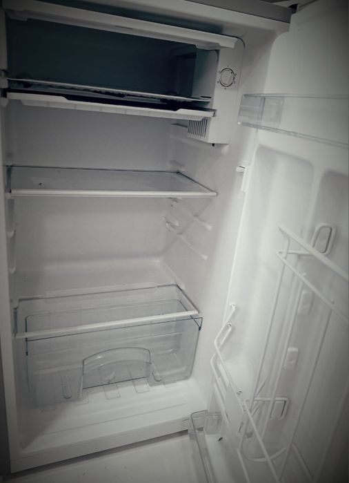 Продам мини печь, и холодильник