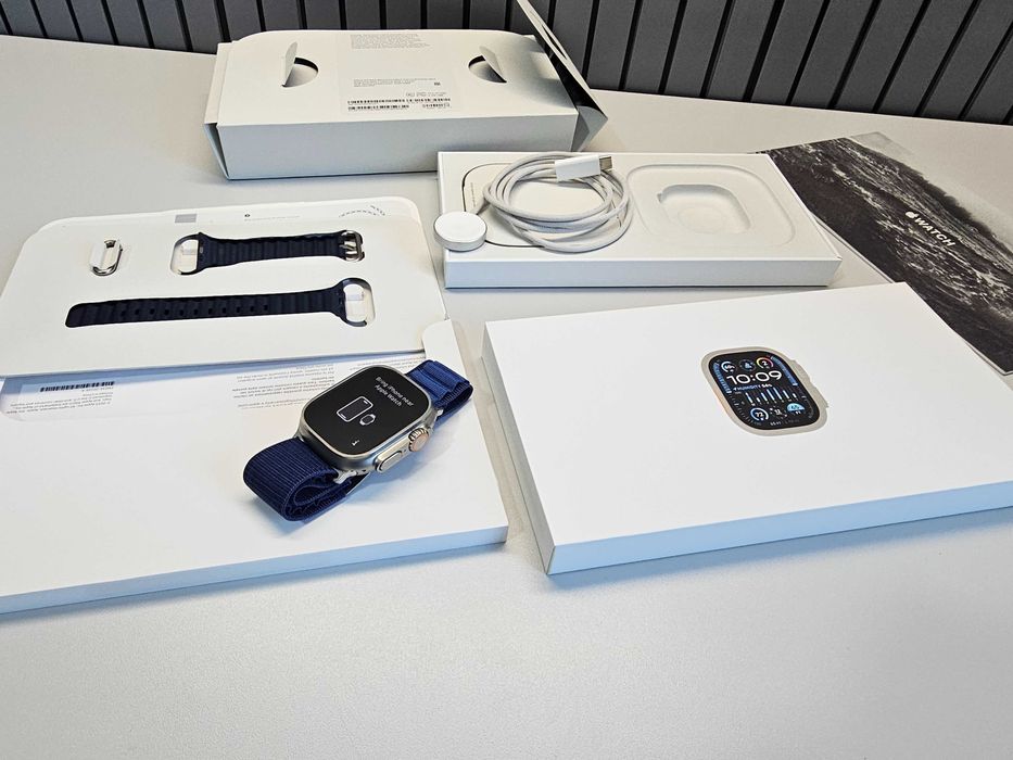 ПРОДАМ Apple Watch Ultra 2 (Titanium Blue Ocean Band) 49MM.