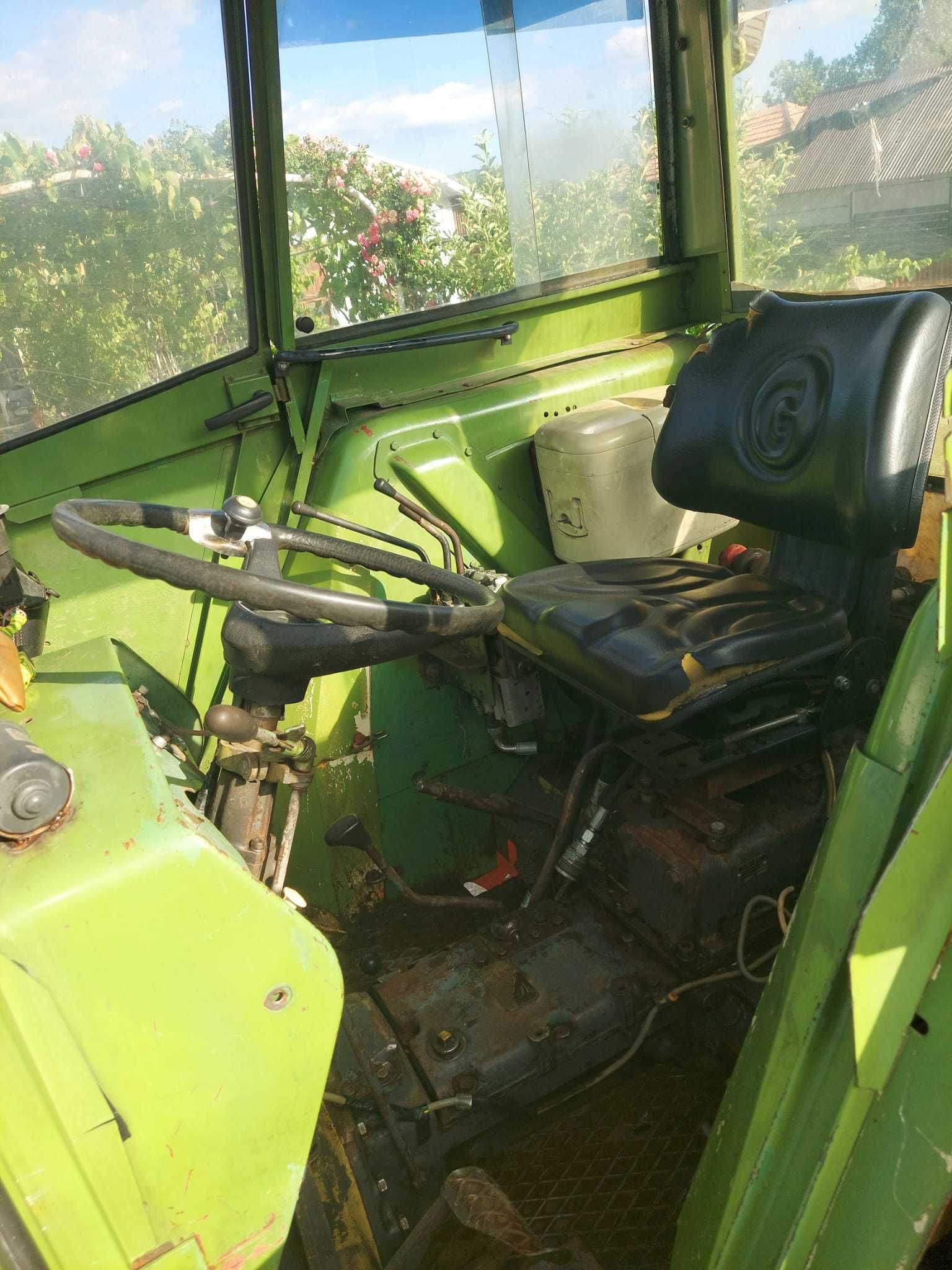 Vand tractor Fendt Farmer 60cp si plug