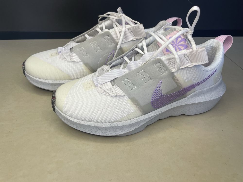 Дамски маратонки NIKE,номер 38