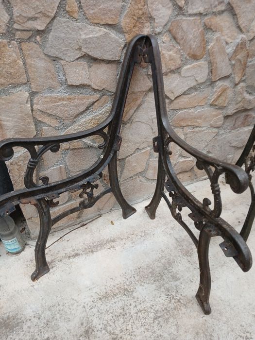 Picioare din fontă pentru bancă