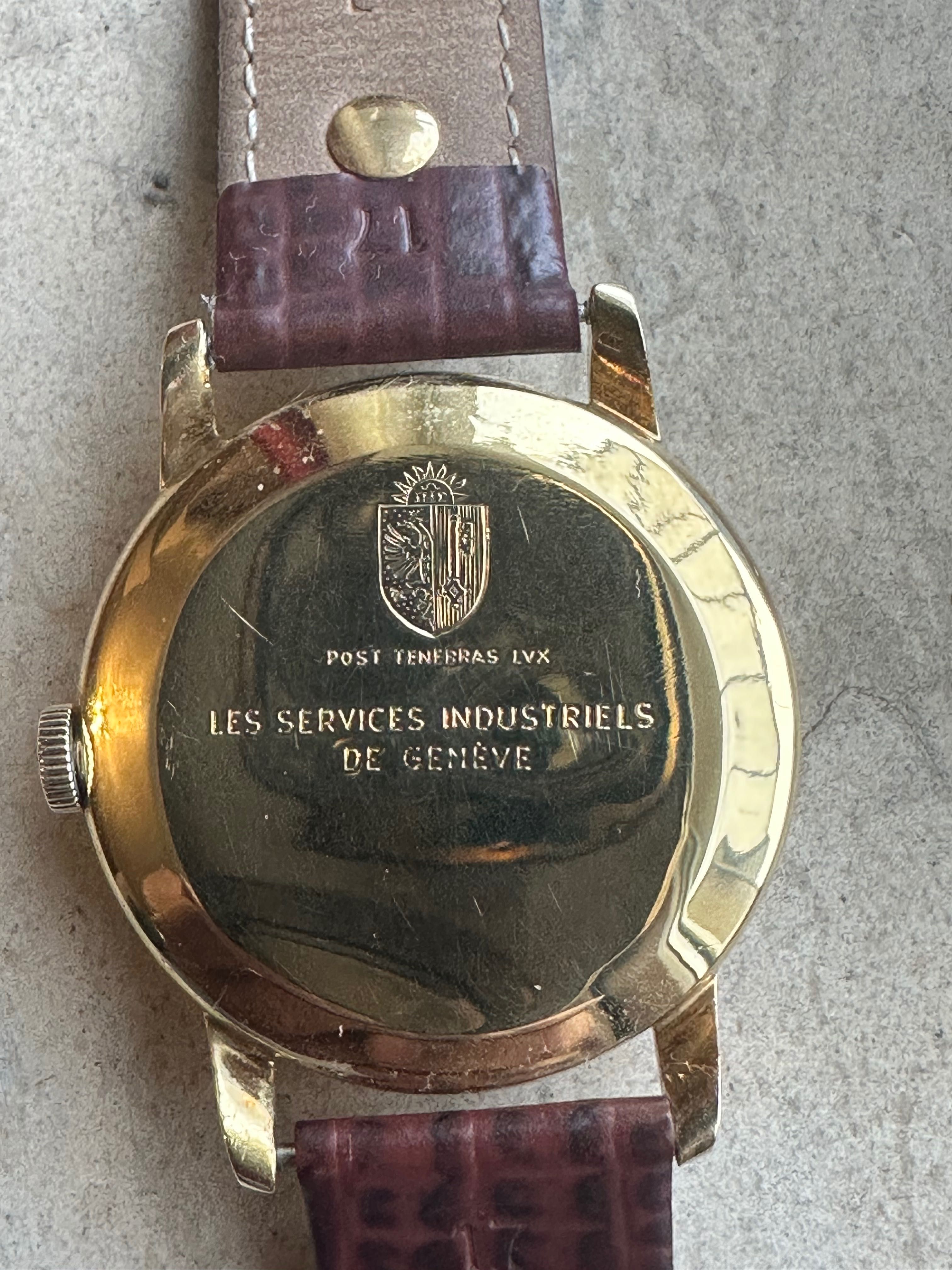Оригинален, златен 18к мъжки, унисекс, часовник Omega