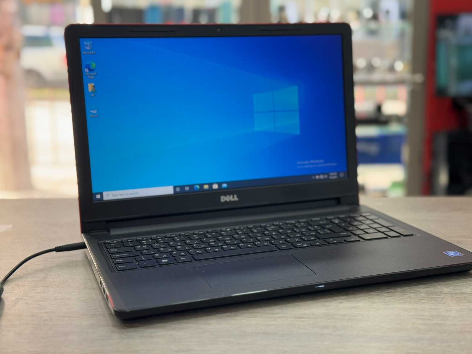 Dell Inspiron 15