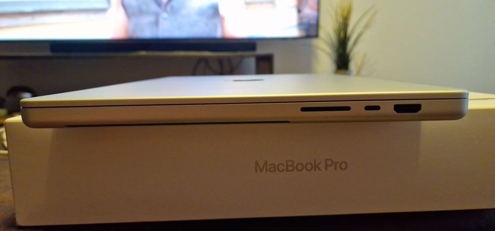 MacBook Pro M1, 16 inch, 32 GB RAM, 512 Storage