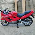 Motocicleta Suzuki GSX 600 F Katana 86 CP Sport touring
