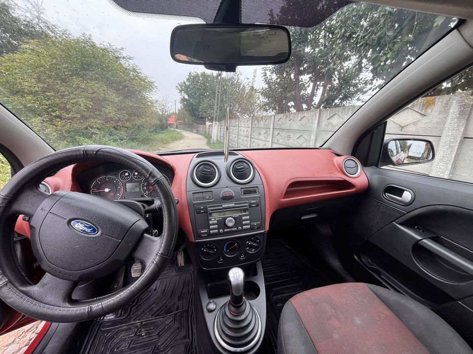 Vand Ford Fiesta