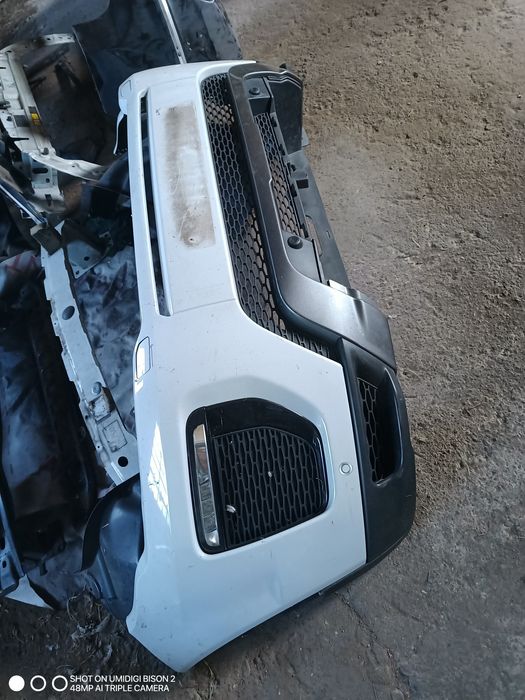 Предна броня за RANGE ROVER EVOQUE