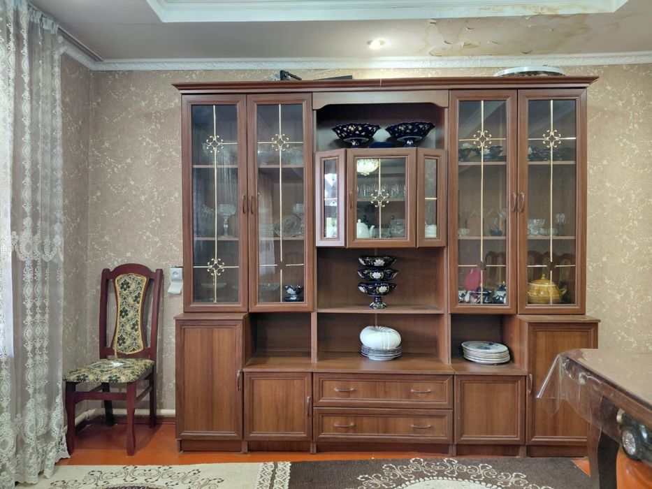 Продам стенку в хорошем состоянии