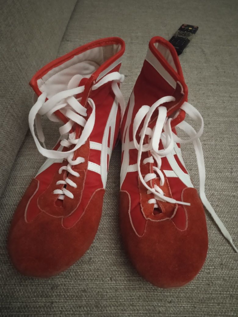 Борцовки ASICS для борьбы