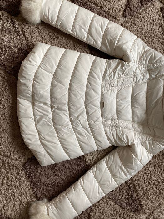 Geaca Alba Guess De Femei Marimea XS