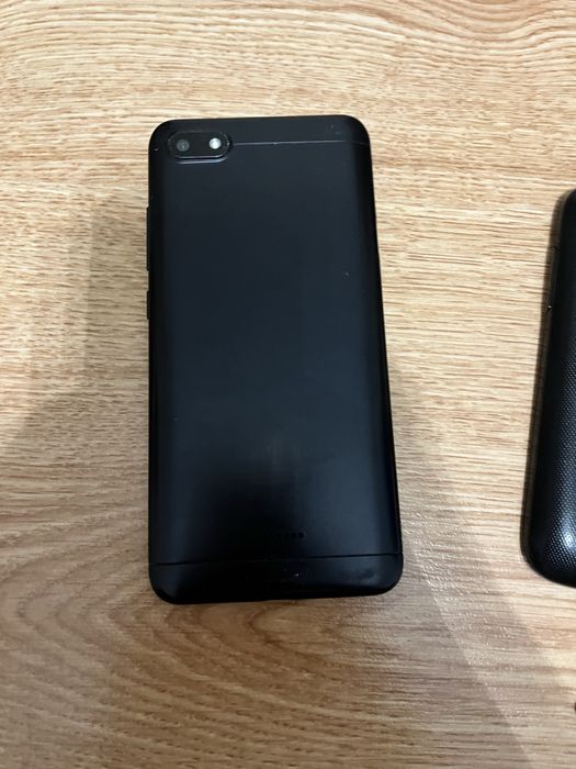 Телефон 32гб на запчасти или заменить аккамулятор