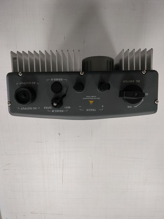 AEG соларен инвертор 1kw