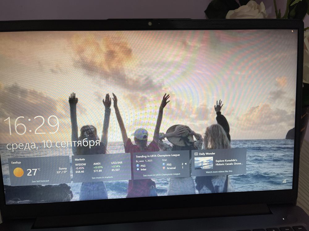 Ноутбук Lenovo состояние хорошее.