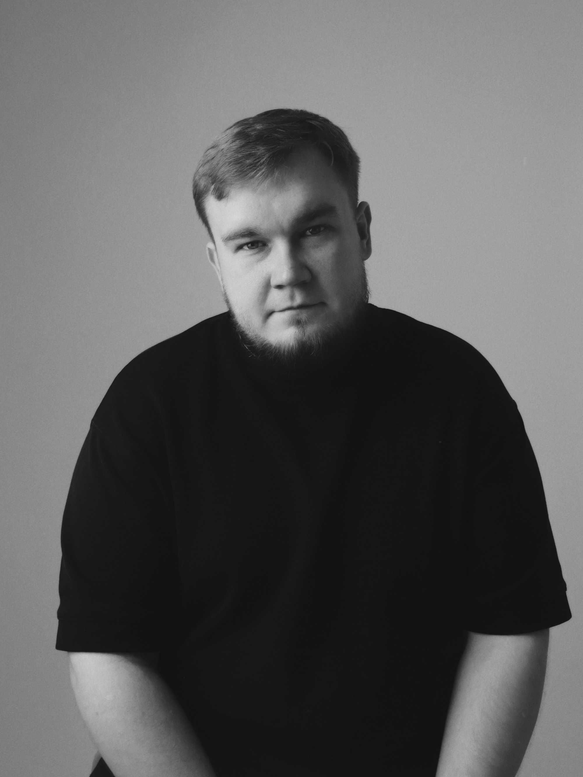 Ведущий мероприятий Иван Лысов