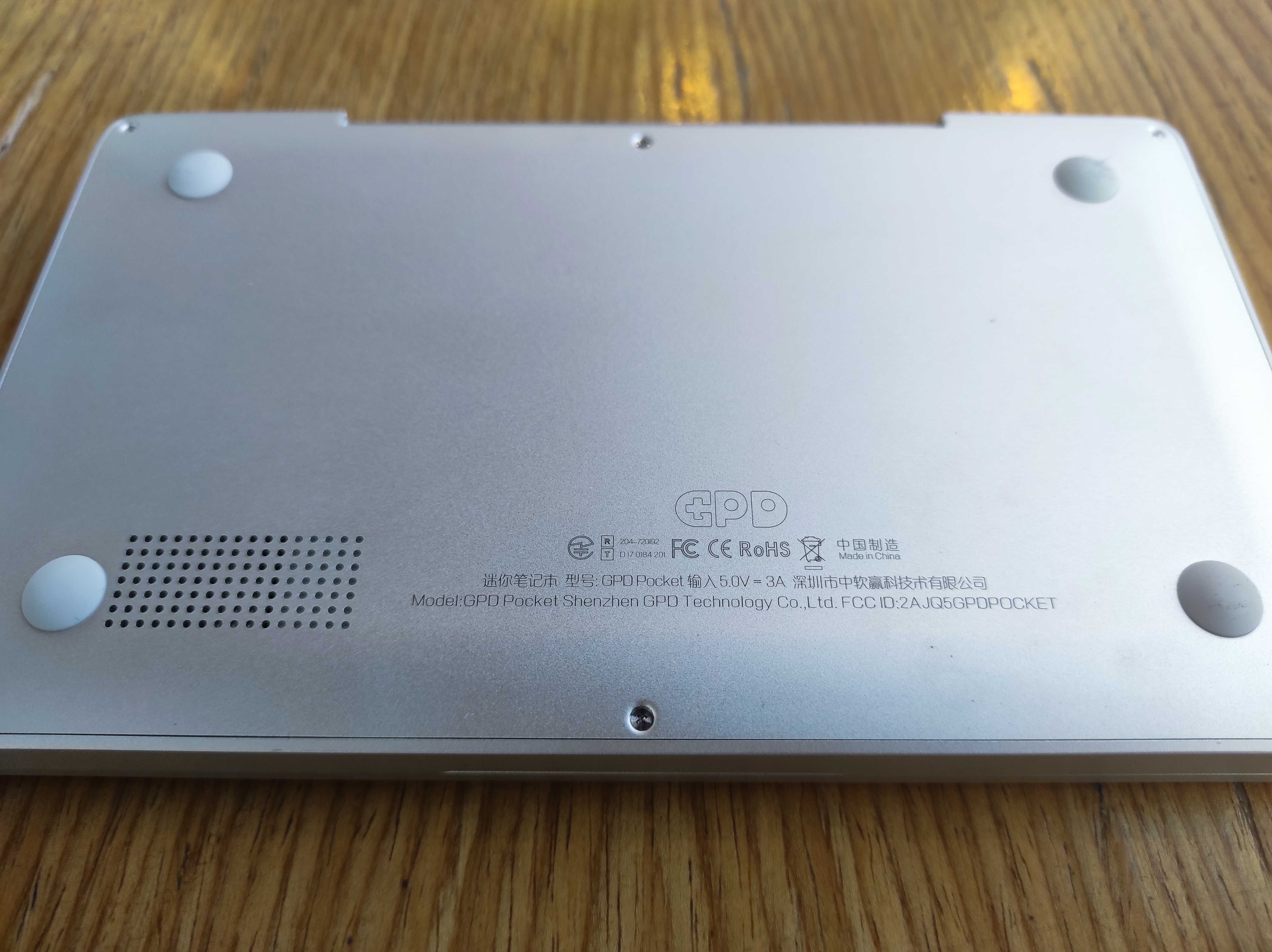 Мини лаптоп GPD Pocket 7 инча Windows 10 8GB RAM 128GB SSD тъч джобен
