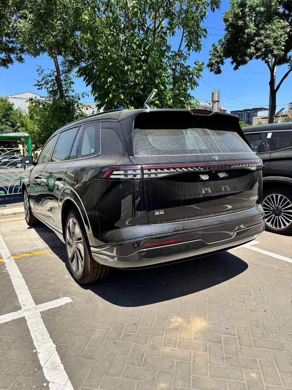 Dongfeng 008 Max va Ultra 2025