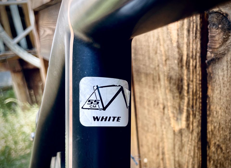 Cursieră White RR Carbon Lite (full carbon) Roti pe 28″