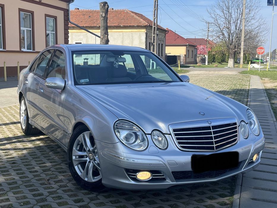 Mercedes E-class W211