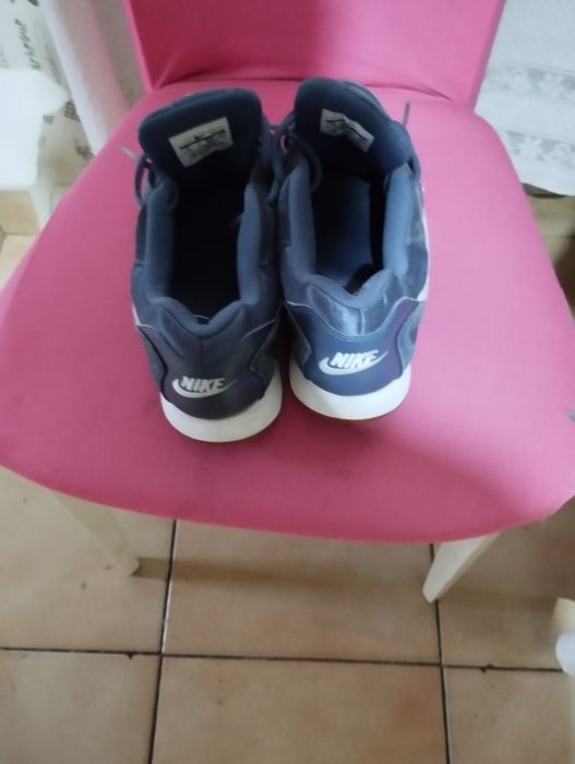 Vând sau schimb ce se vede