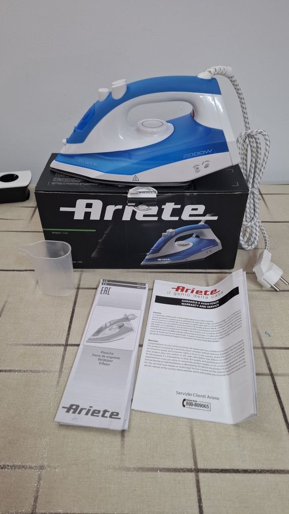 Ютия Ariete Steam Iron 6234, 2000W, 0.25 л, 140 гр/мин, Синя/Бяла