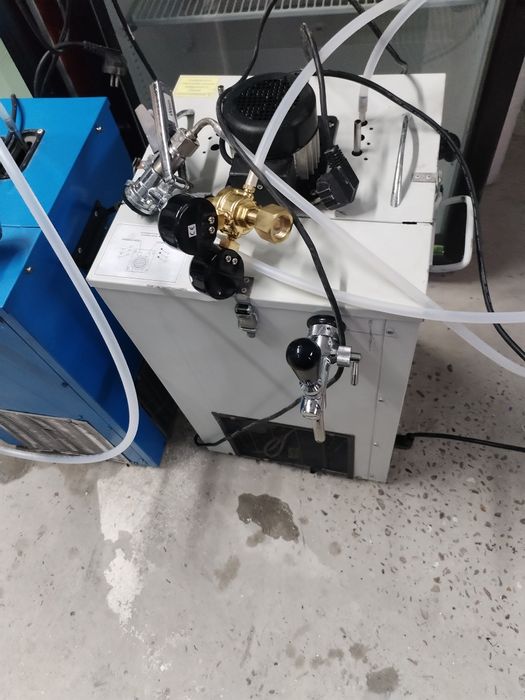 Dozator profesional mobil /răcitor /draft