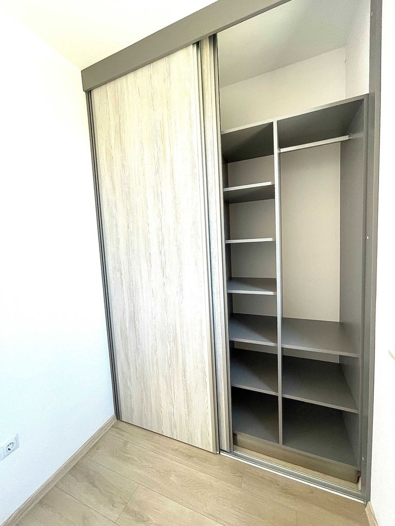Дава се под наем Къща в Бургас, Сарафово - 112 кв.м за 1200 € - Снимка #14