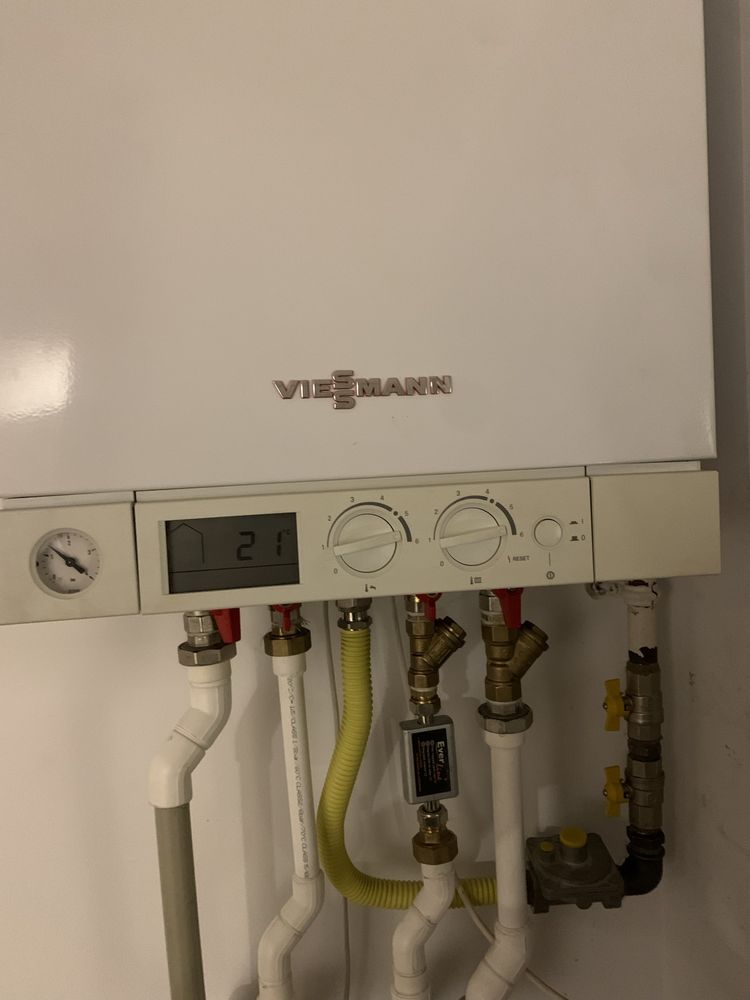 Centrala termica Viessmann Vitopend100