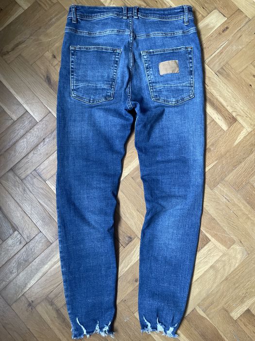 Мъжки дънки на Zara