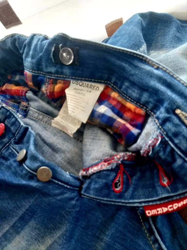 Dsquared къси 30лв