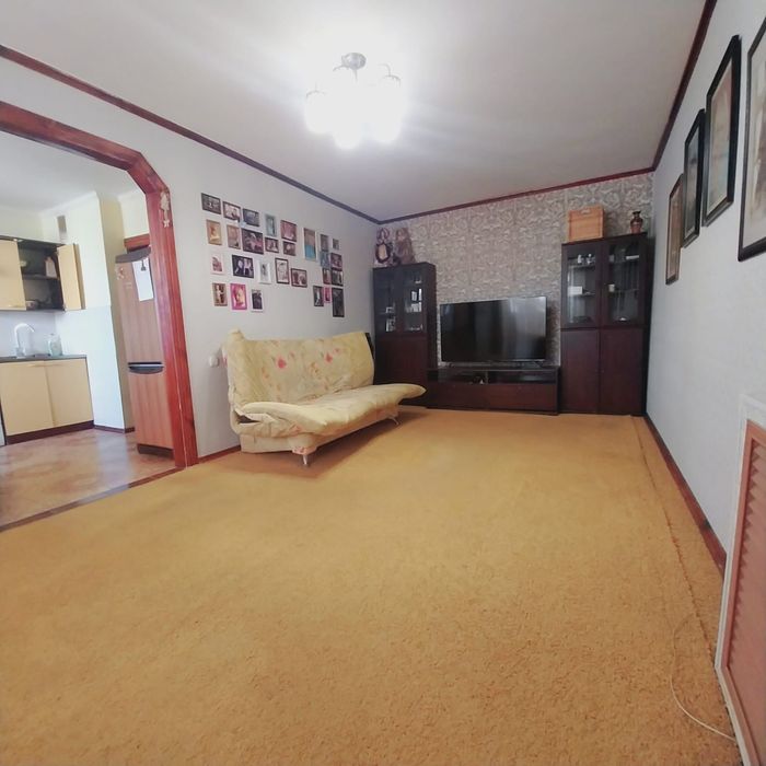 Продам 4-х комнатную квартиру г.Лисаковск, 6 м-он, 23 дом, 1 этаж.