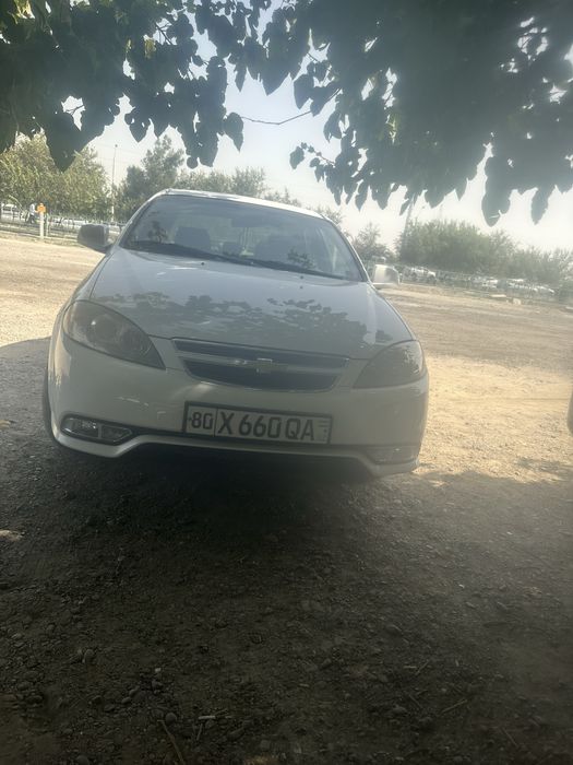 Chevrolet Gentra Sotiladi