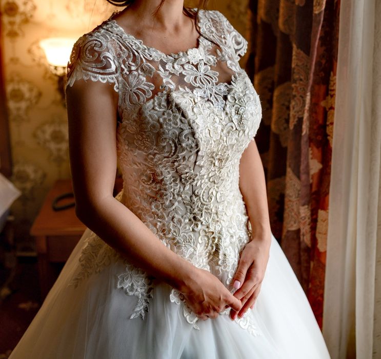 Vand rochie de mireasa