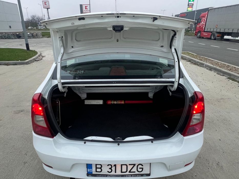 Dacia Logan, model Lureate  Eur 5