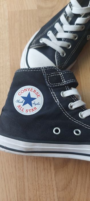 Converse, nr 34 purtati un sezon