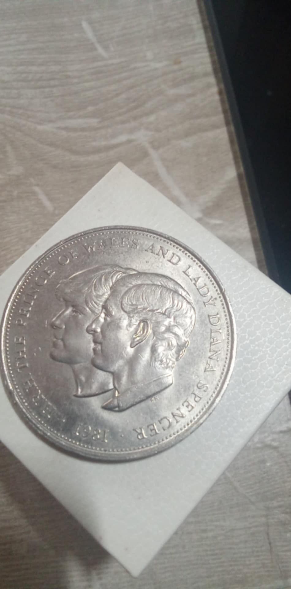 Moneda Elisabeta II