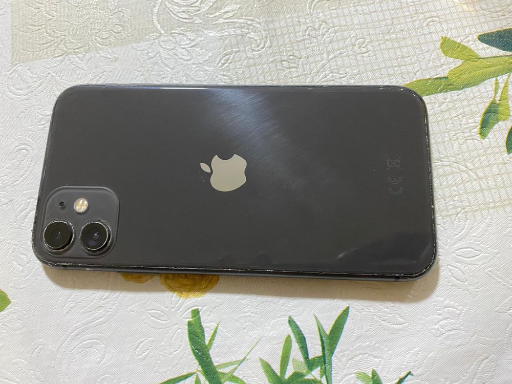 Iphone 11, vand sau schimb