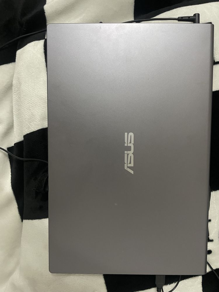 Ноутбук Asus M1515D